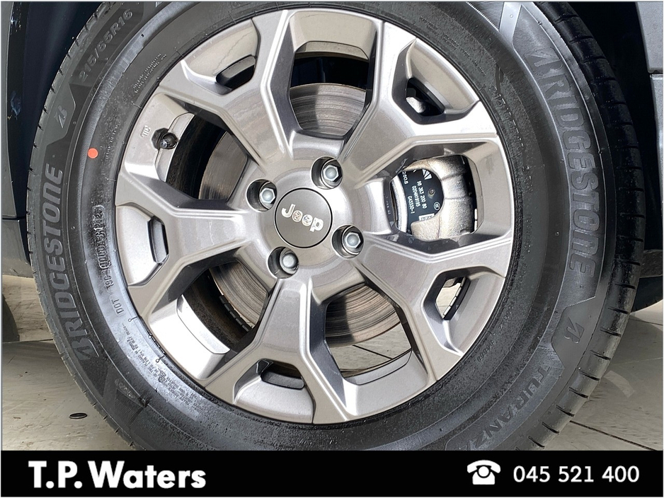 2026 Jeep Avenger - image 9