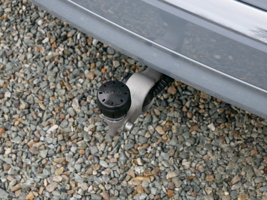 2025 Volvo XC90 T8 PHEV AWD Ultra Bright