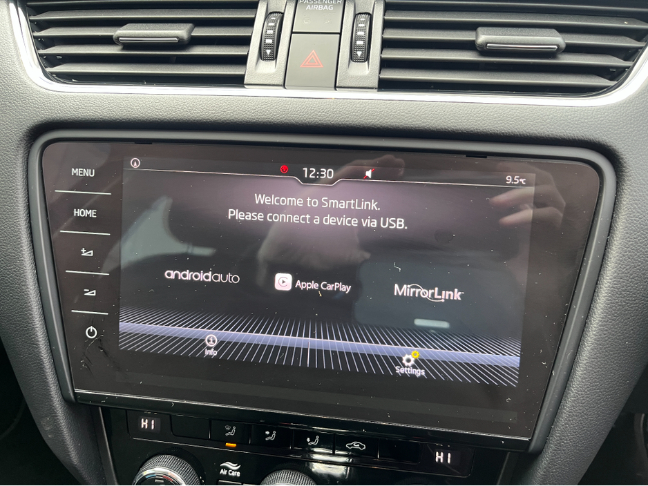 2018 Skoda Octavia COMBI STYLE AUTOMATIC 1.0 TSI 115HP //HIGH SPEC//SAT NAV//REVERSE CAMERA//LOW MILES// €17,950