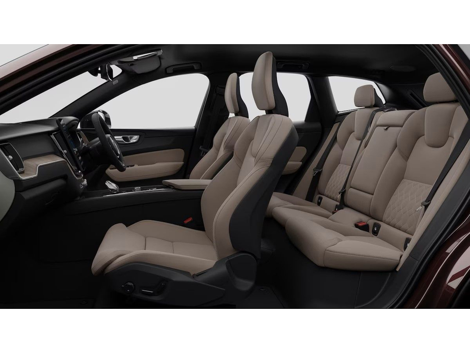 2026 Volvo XC60 - image 14