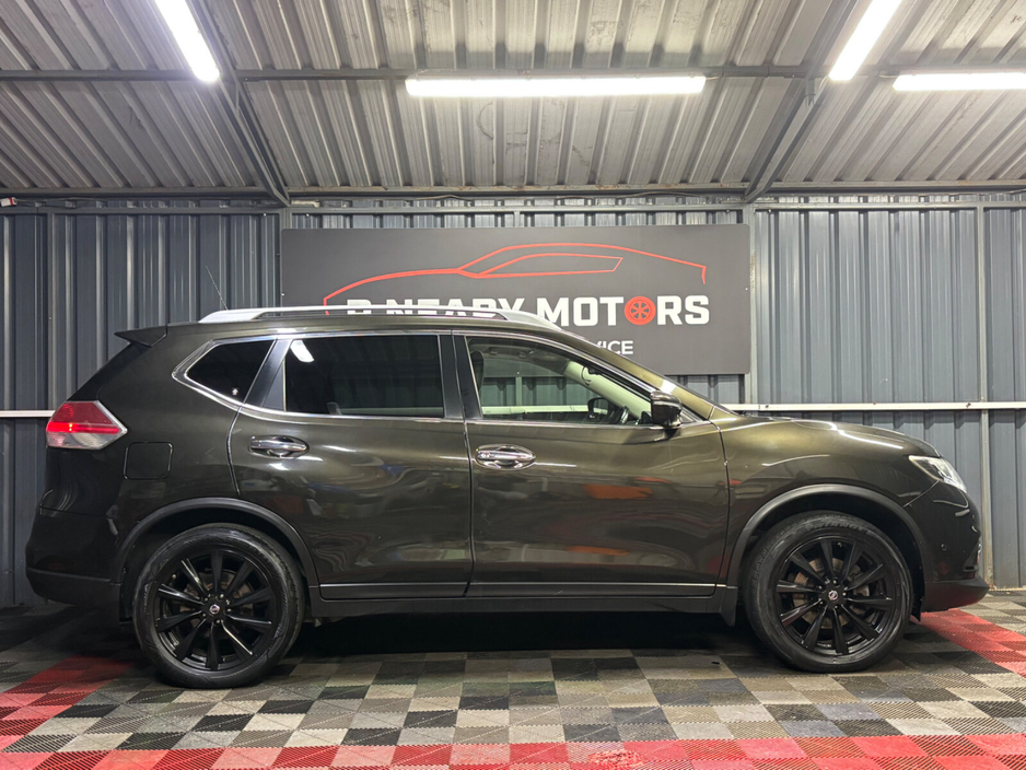 2016 Nissan X-Trail - image 4