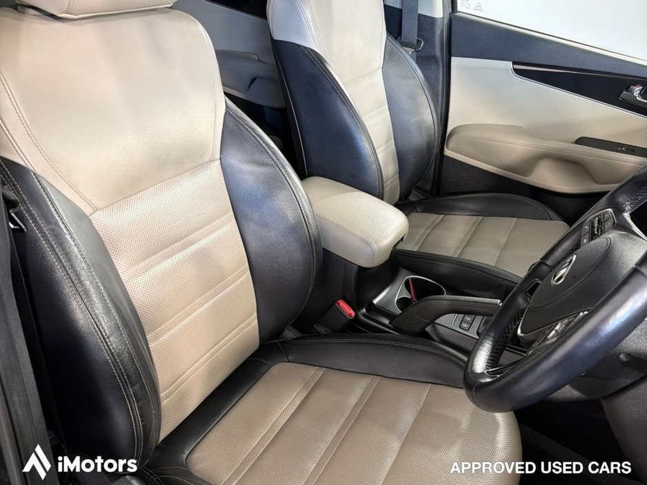 2018 Kia Sorento - image 20