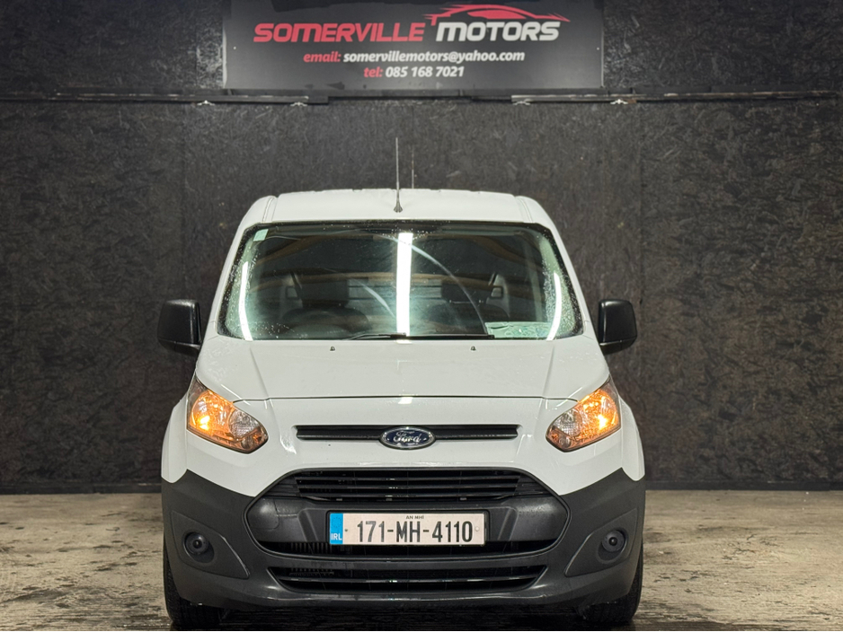 2017 Ford Transit Connect - image 2