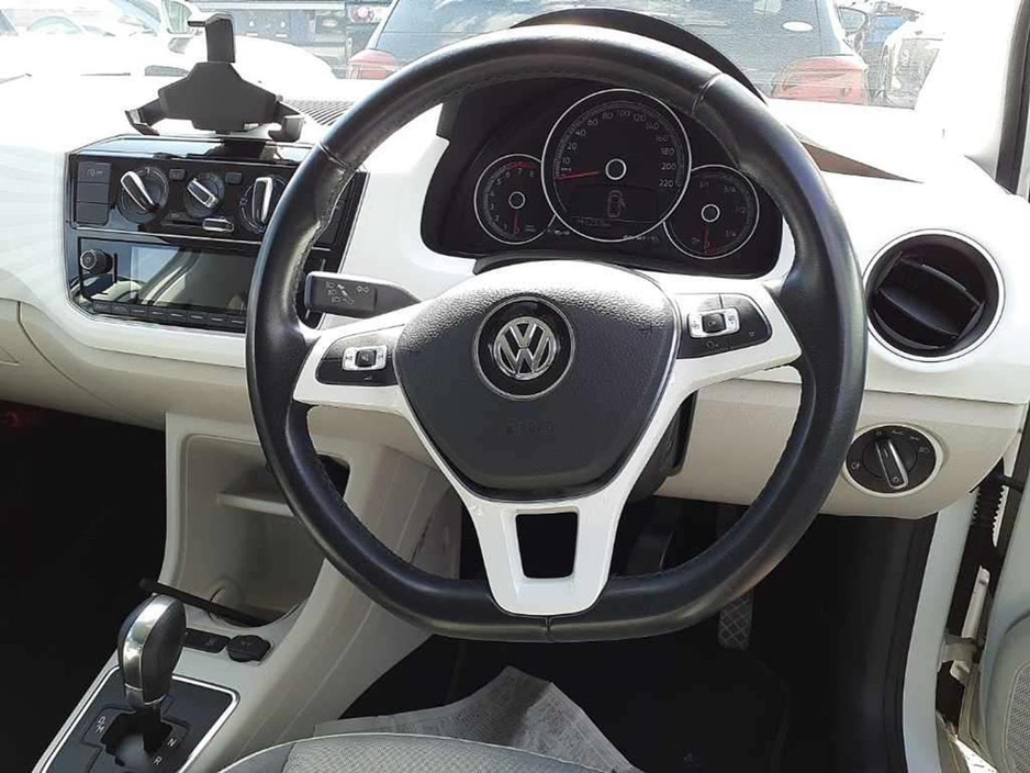 2017 Volkswagen up! - image 10
