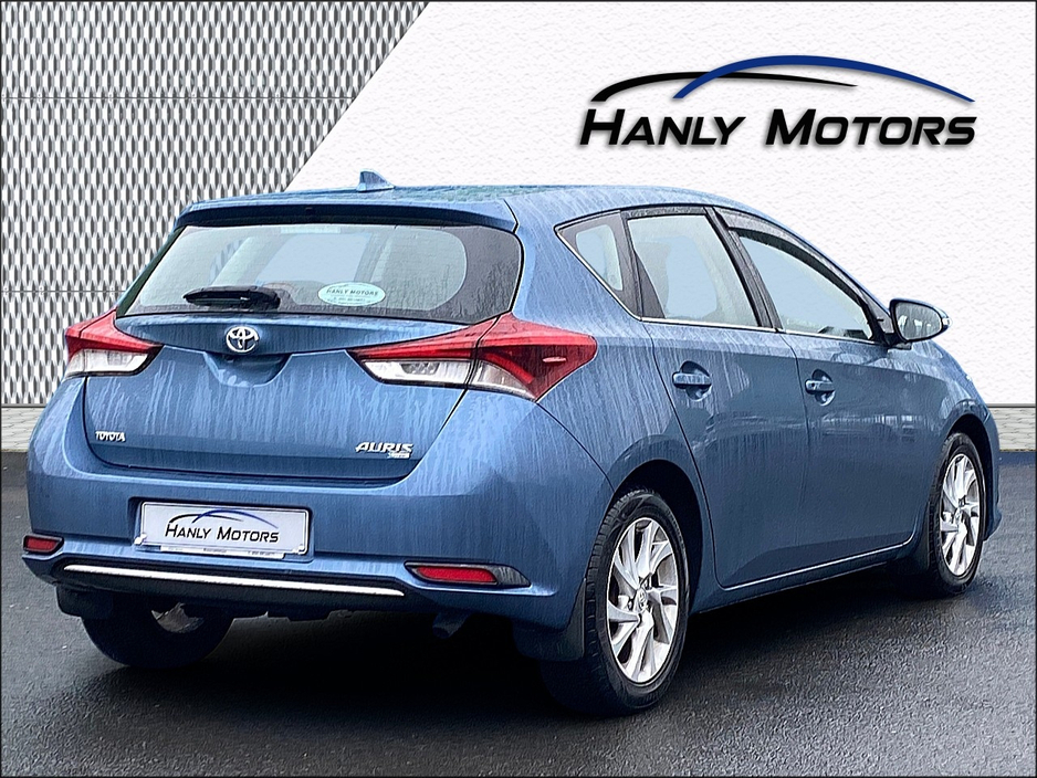 2016 Toyota Auris 1.4 D-4D LUNA 4DR €10,995