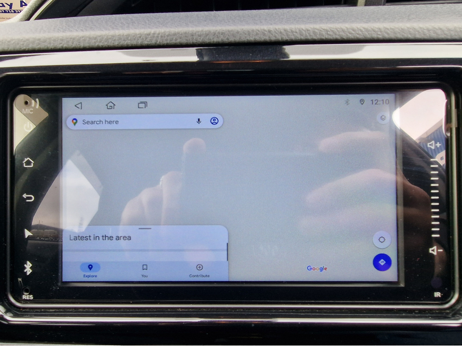 2018 Toyota Yaris - image 21