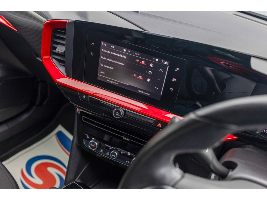 2022 Opel Mokka - image 13