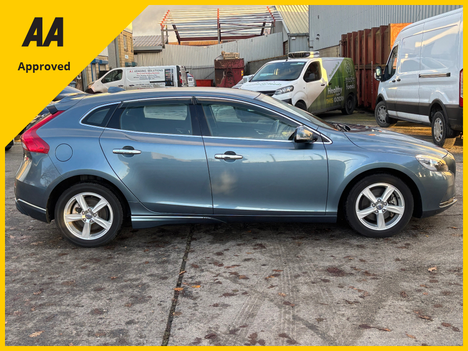 2014 Volvo V40 1.6 T4 5DR AUTO FULLY LOADED WITH SPEC €10,750