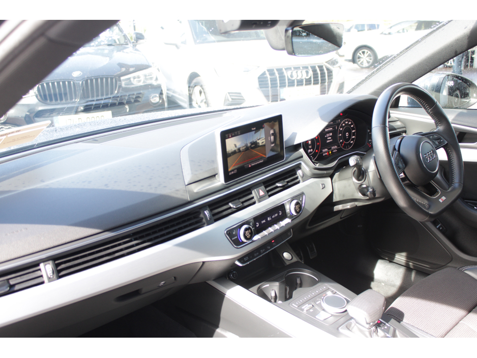 2019 Audi A4 - image 22