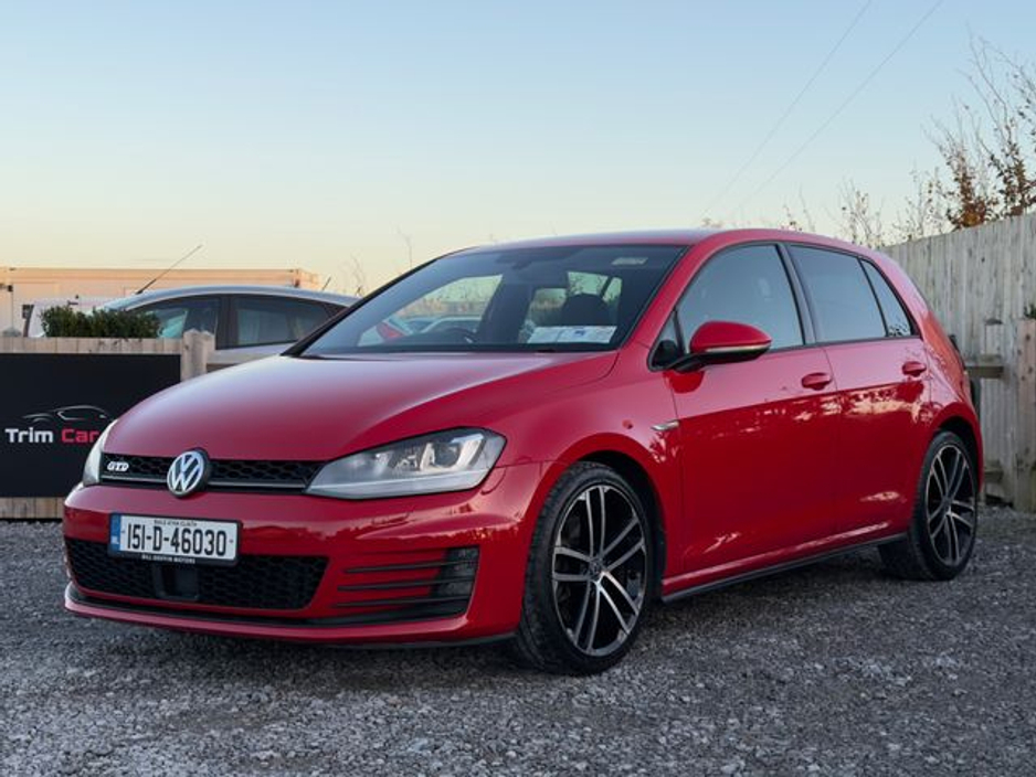2015 Volkswagen Golf - image 5