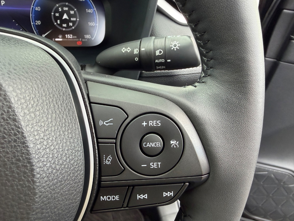 2023 Toyota Rav4 - image 21