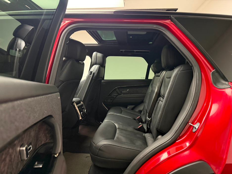 2023 Land Rover Range Rover Sport - image 16