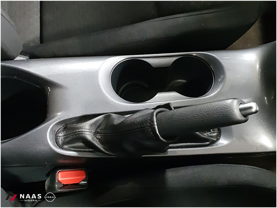 2021 Nissan Juke - image 26