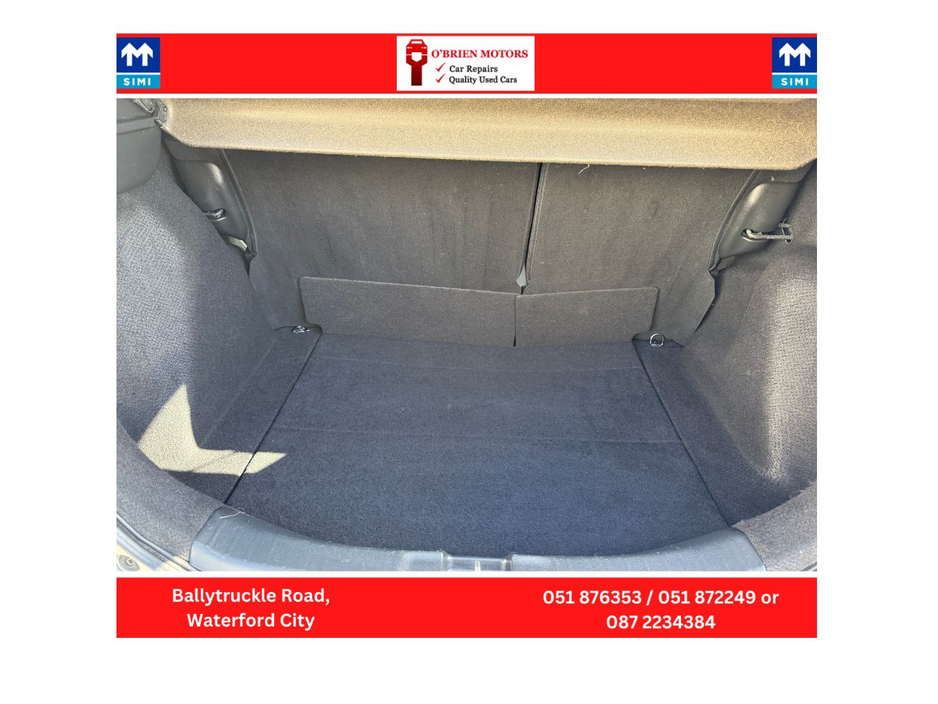 2016 Honda Jazz - image 11