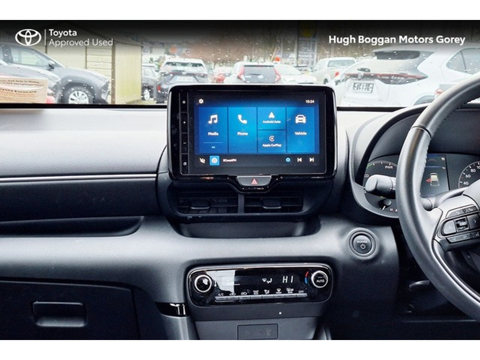 2024 Toyota Yaris 1.5 HYBRID LUNA 4DR €24,950