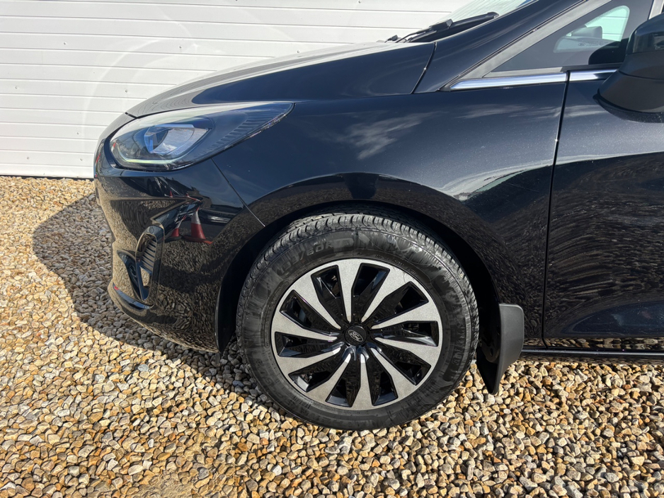 2023 Ford Fiesta - image 17