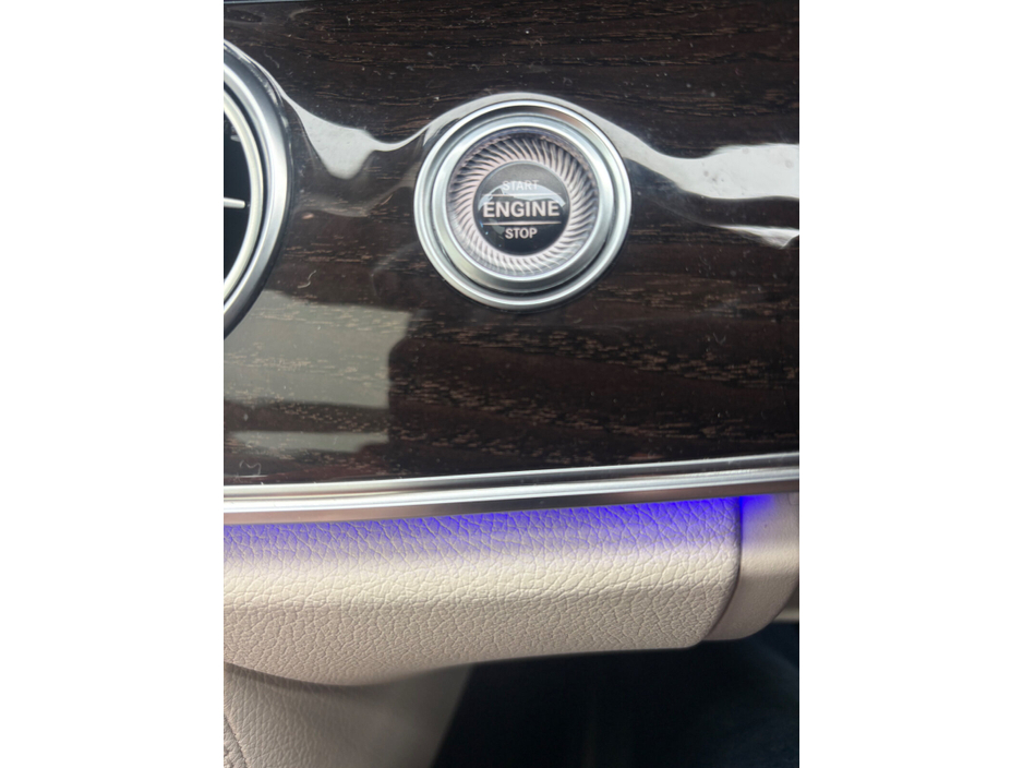 2020 Mercedes-Benz E Class  €43,950