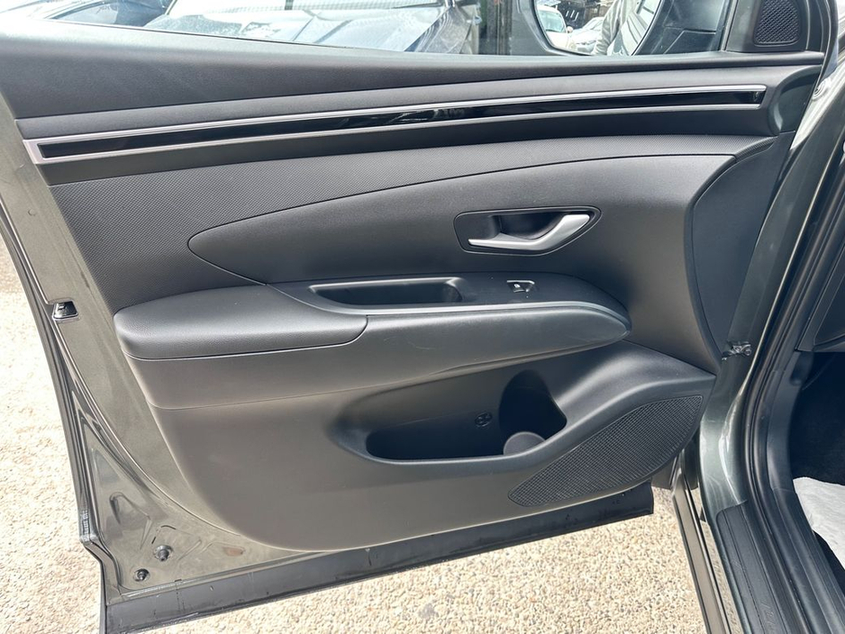 2022 Hyundai Tucson - image 22