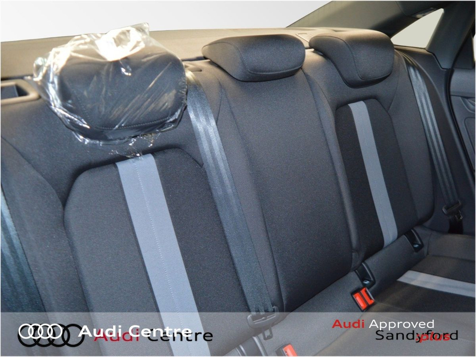 2025 Audi A3 SAL 30 TDI 115HP SE €38,999
