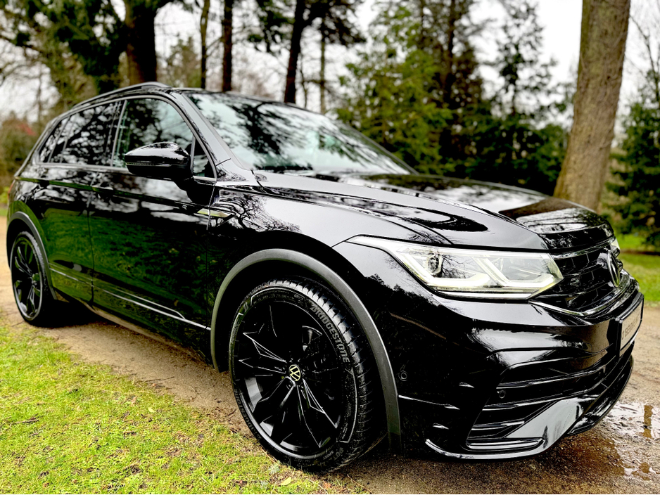 2023 Volkswagen Tiguan - image 30