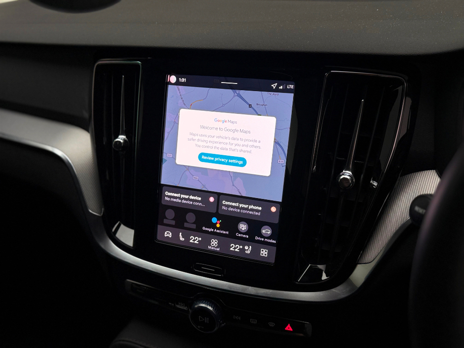 2025 Volvo V60 PLUS T6 2.0 PHEV AWD 350HP €54,990