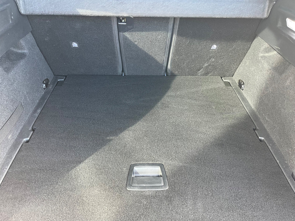 2025 Peugeot 5008 - image 6