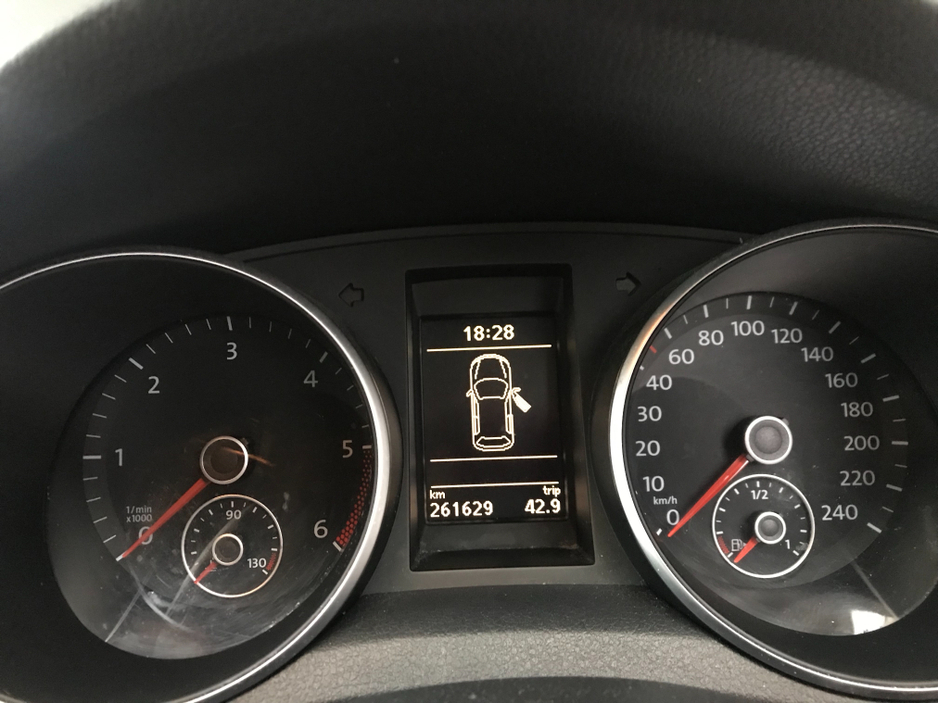 2010 Volkswagen Golf AUTOMATIC HL 1.6 TDI D7F €5,995