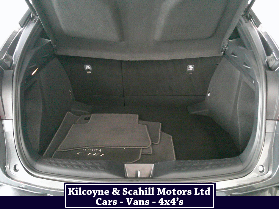 2020 Toyota C-HR - image 21