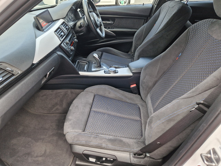 2014 BMW 3 Series - image 20