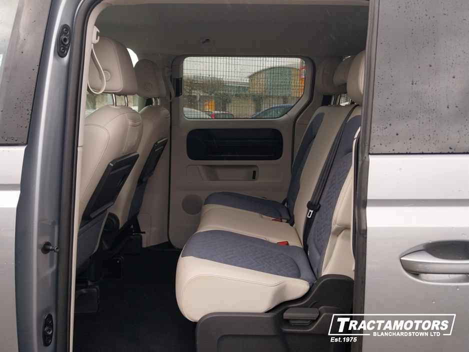 2024 Volkswagen ID.Buzz - image 6