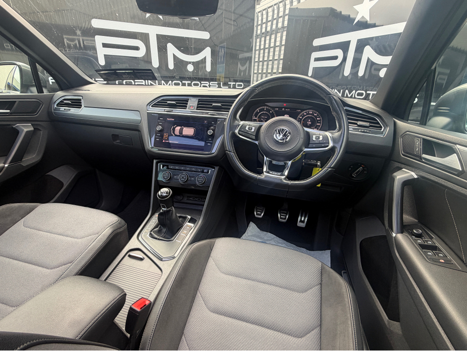 2018 Volkswagen Tiguan - image 16