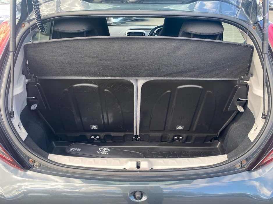 2020 Toyota Aygo - image 19