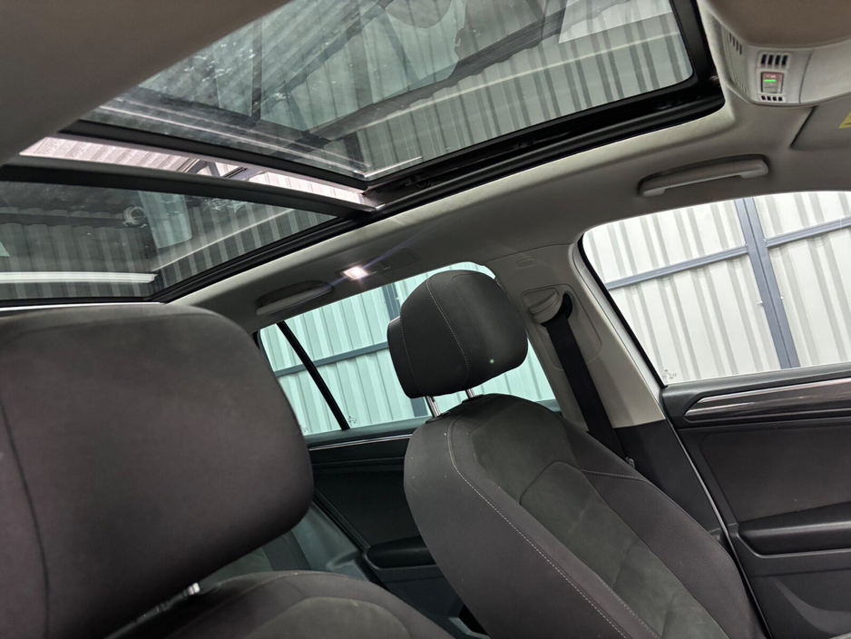 2019 Volkswagen Tiguan - image 7