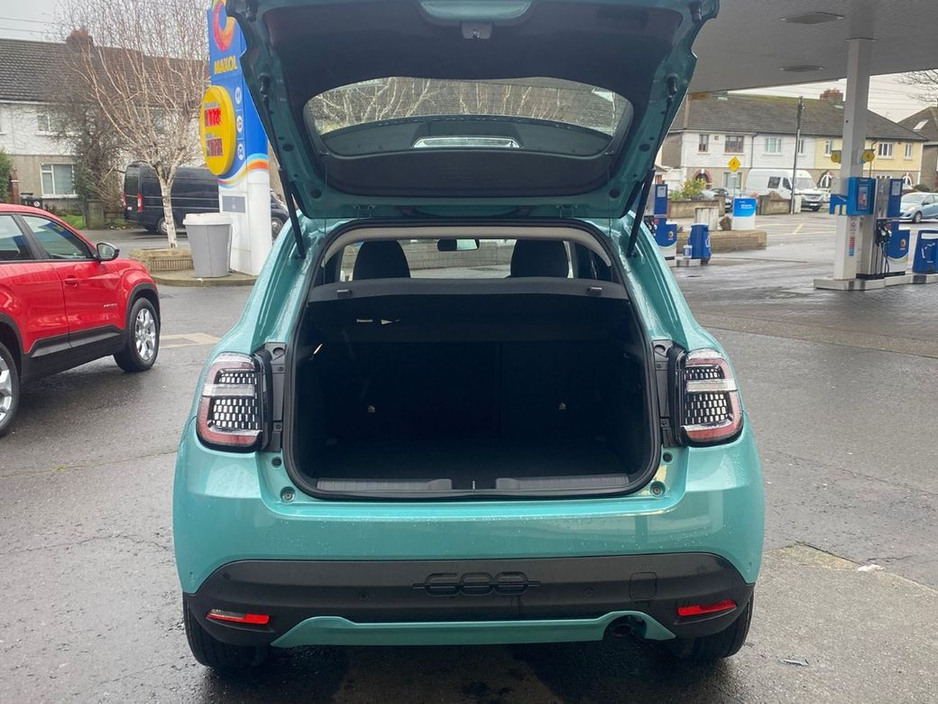 2026 Fiat 600 Dolcevita 1 2 Hybrid Edct €29,995