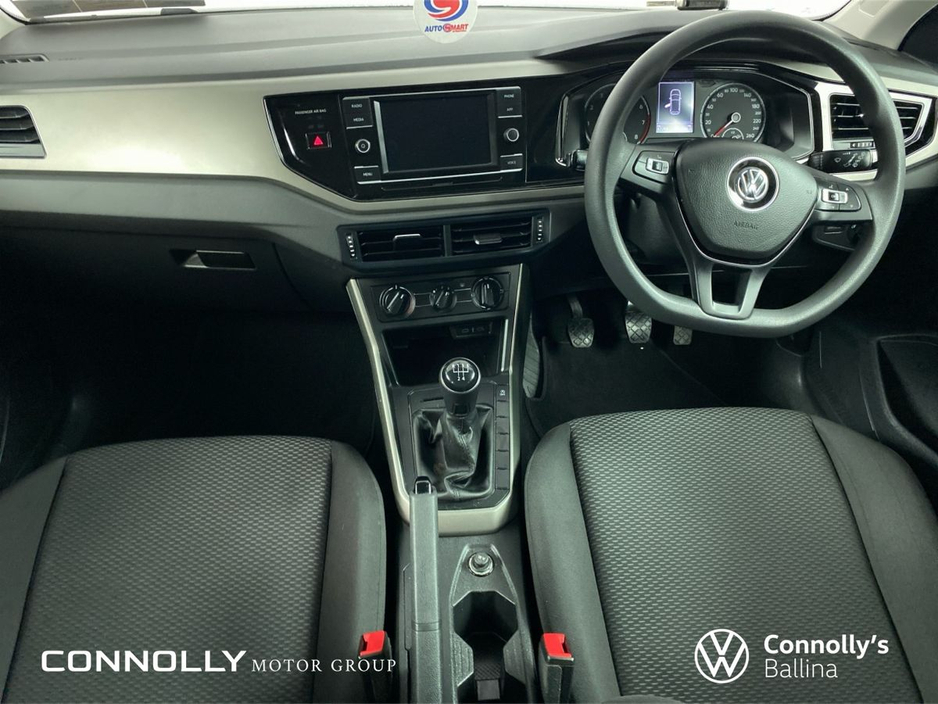 2021 Volkswagen Polo - image 4