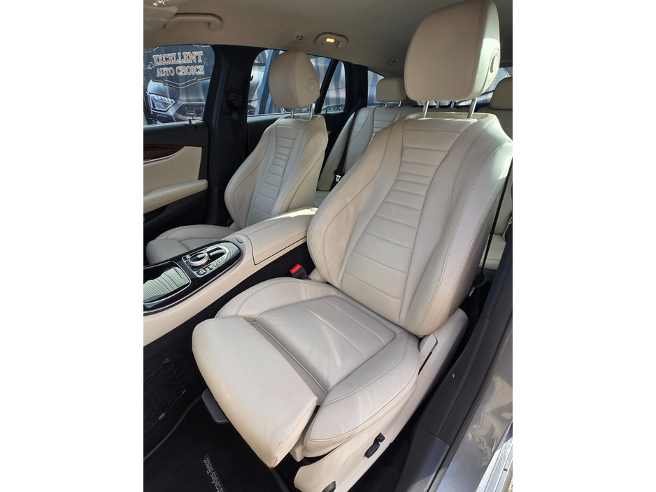 2018 Mercedes-Benz E Class - image 9