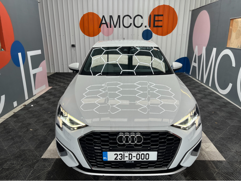 2023 Audi A3 2023 AUDI A3 SPORTBACK 30TFSI 1.0 AUTOMATIC / CRUISE CONTROL / REVERSE CAMERA / HEATED SEATS / PADDLE SHIFTERS