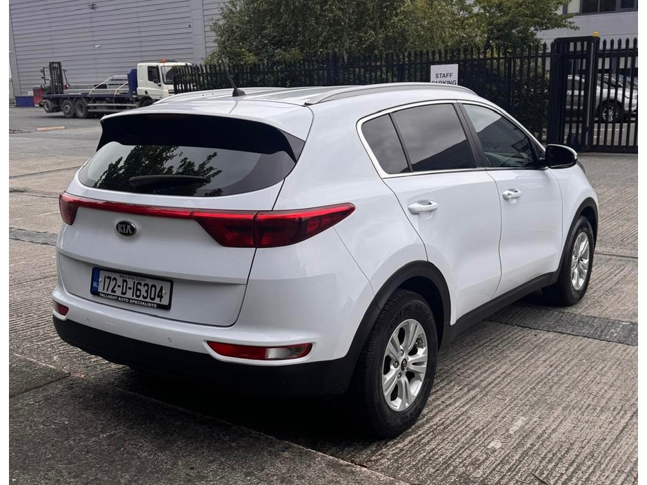 2017 Kia Sportage - image 5