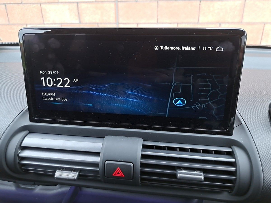 2025 Hyundai Inster Elegance Model 49 k/W Battery with 360 kms €21,950