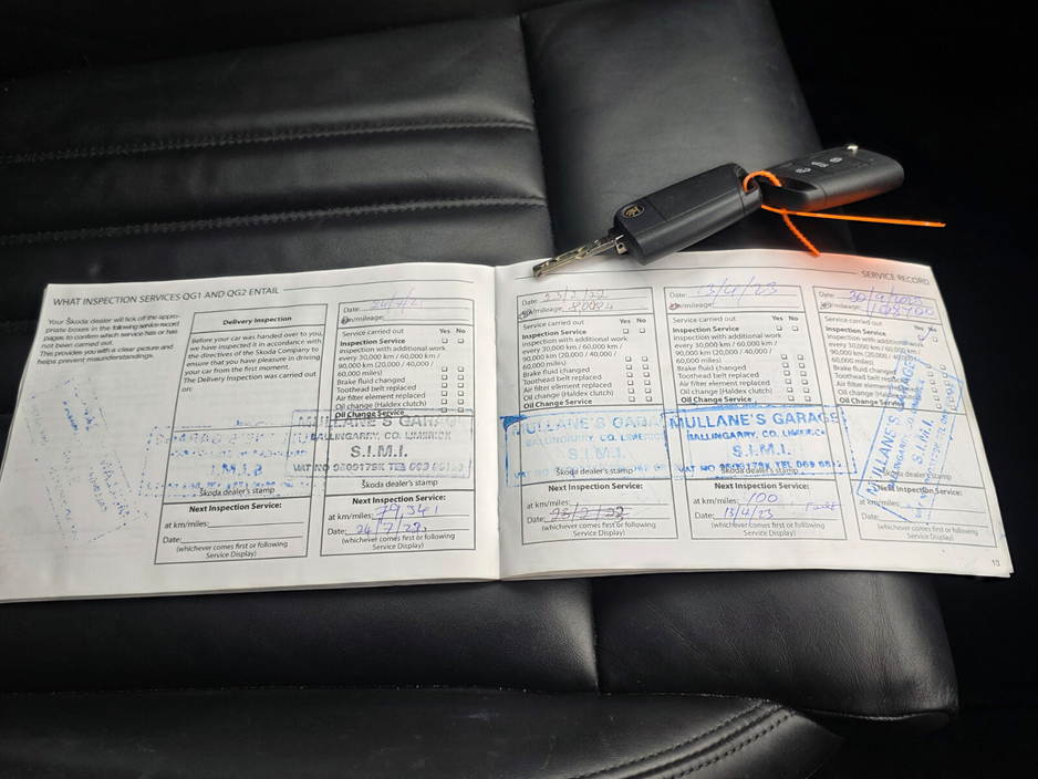 2018 Skoda Superb - image 8