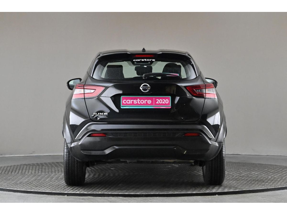 2020 Nissan Juke - image 7