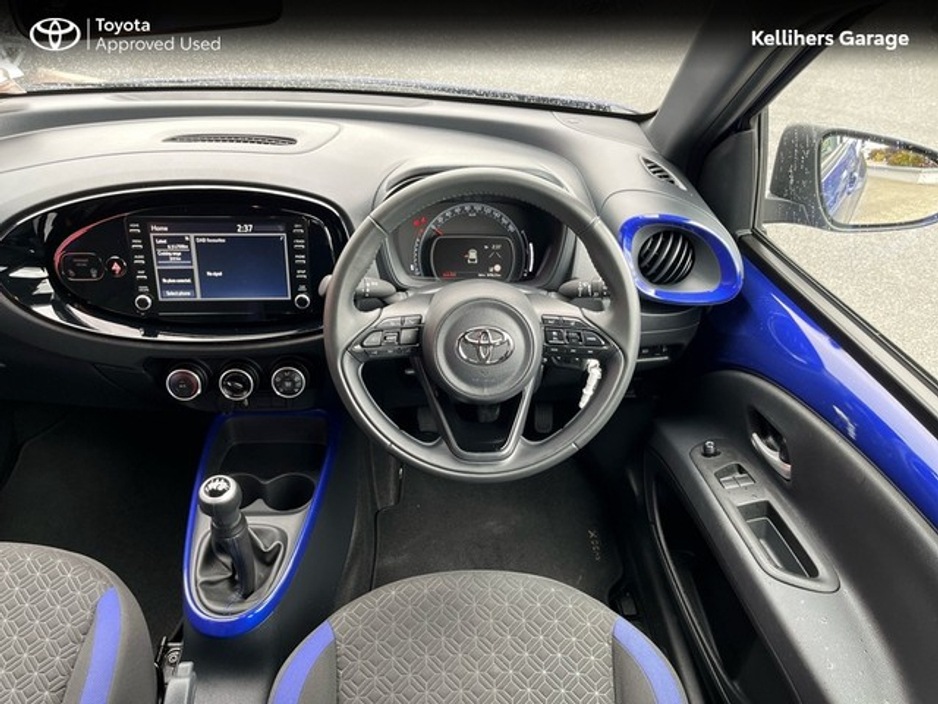 2022 Toyota Aygo X 1.0 DESIGN BITONE €16,450