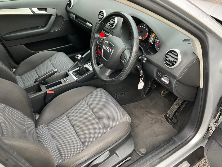 2012 Audi A3 - image 6