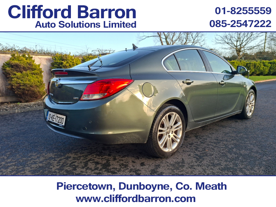 2010 Opel Insignia - image 8