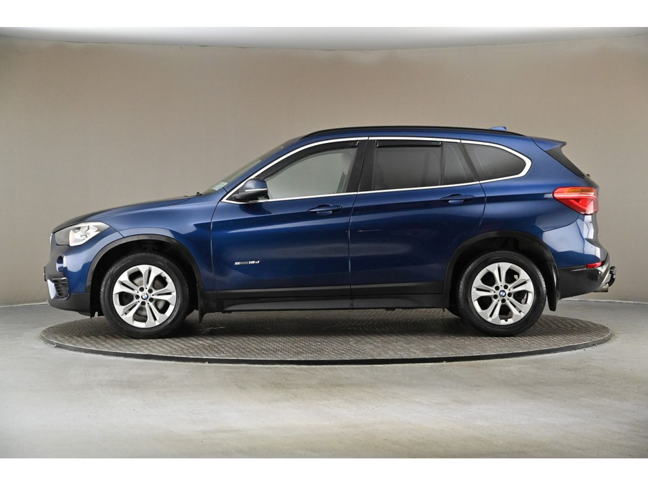 2017 BMW X1 - image 11
