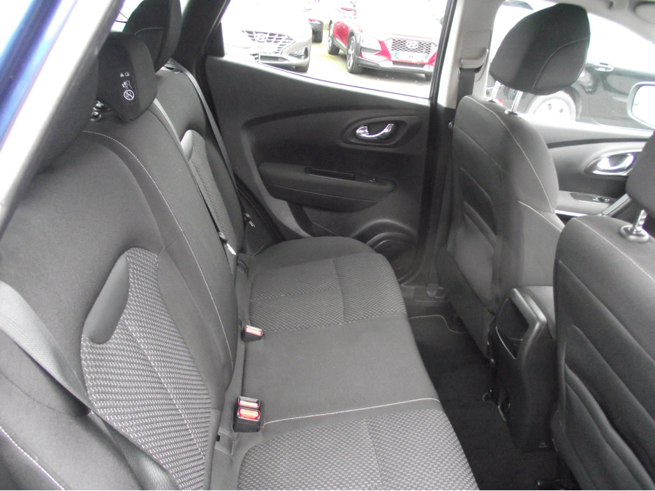 2017 Renault Kadjar - image 12