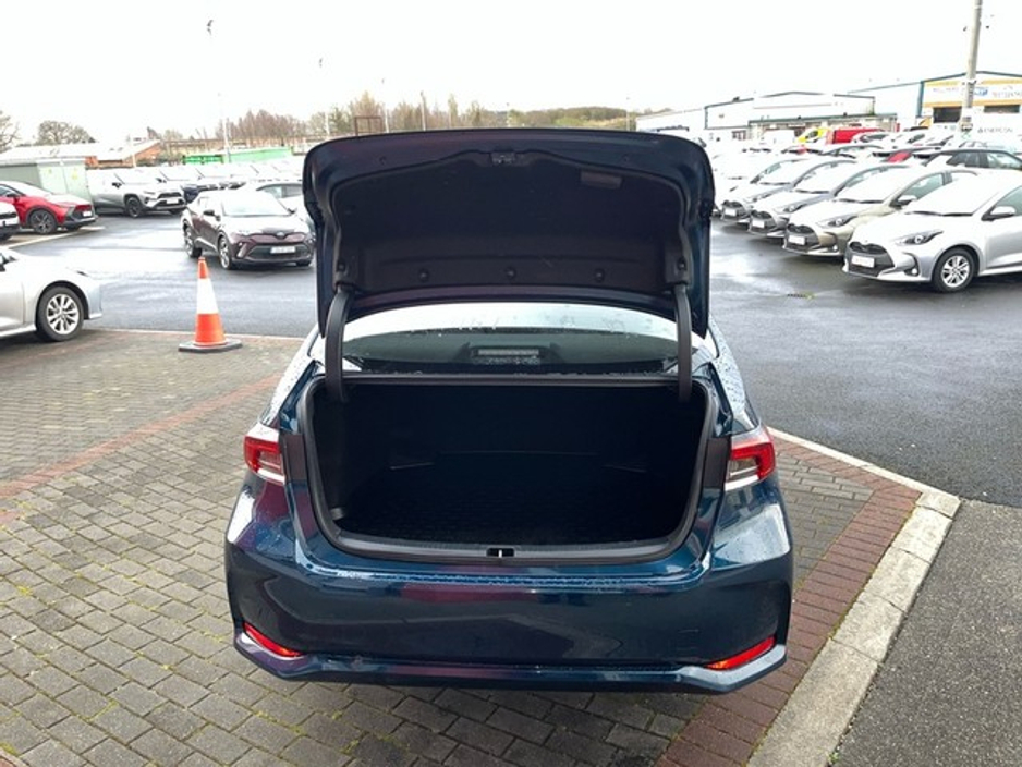 2023 Toyota Corolla - image 10