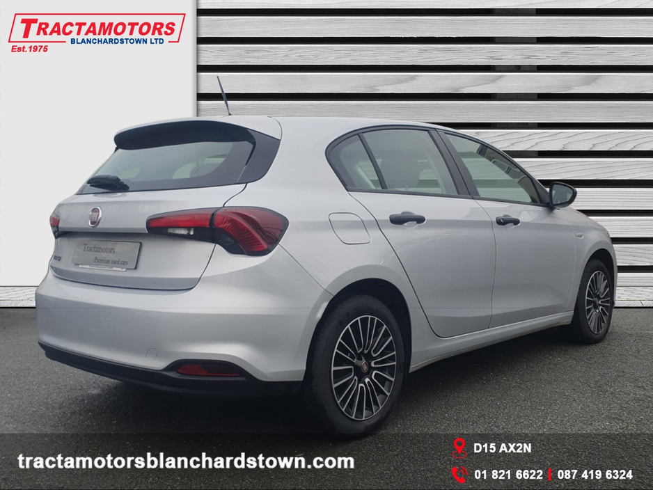2023 Fiat Tipo - image 3