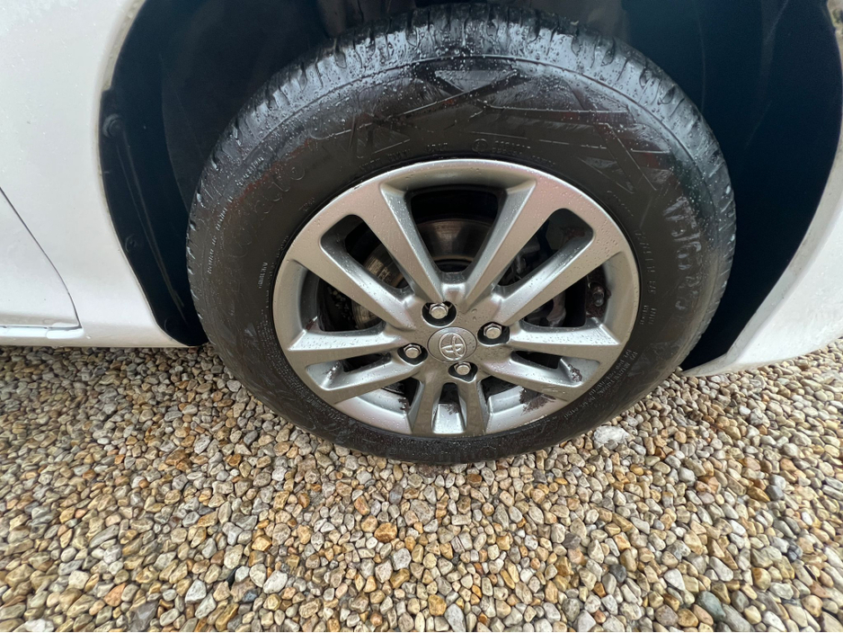 2017 Toyota Yaris ==STUNNING 1.0 LUNA//REVERSING CAMERA//NEW NCT//SERVICED== €10,950