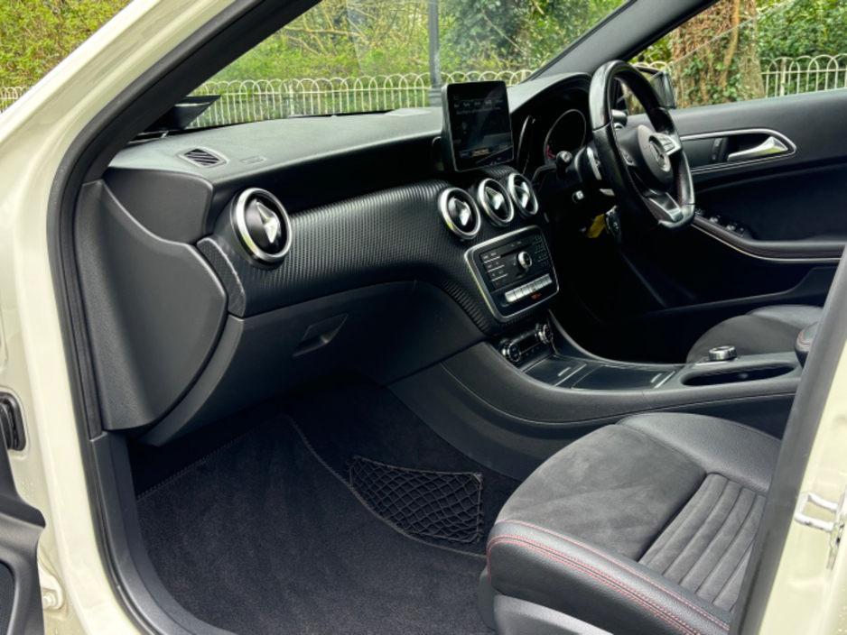 2016 Mercedes-Benz A Class - image 8
